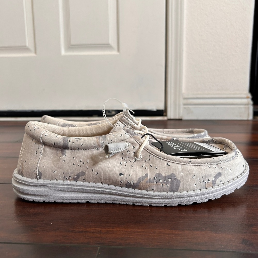 Hey Dude Wally Camouflage Loafers Shoes Men 10 Greyscale Desert Camo NWT
